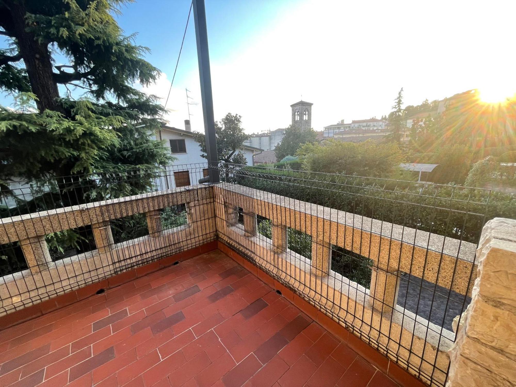 Bg Central Royal Suite Con Parcheggio - Vista Citta Alta Bergamo Luaran gambar